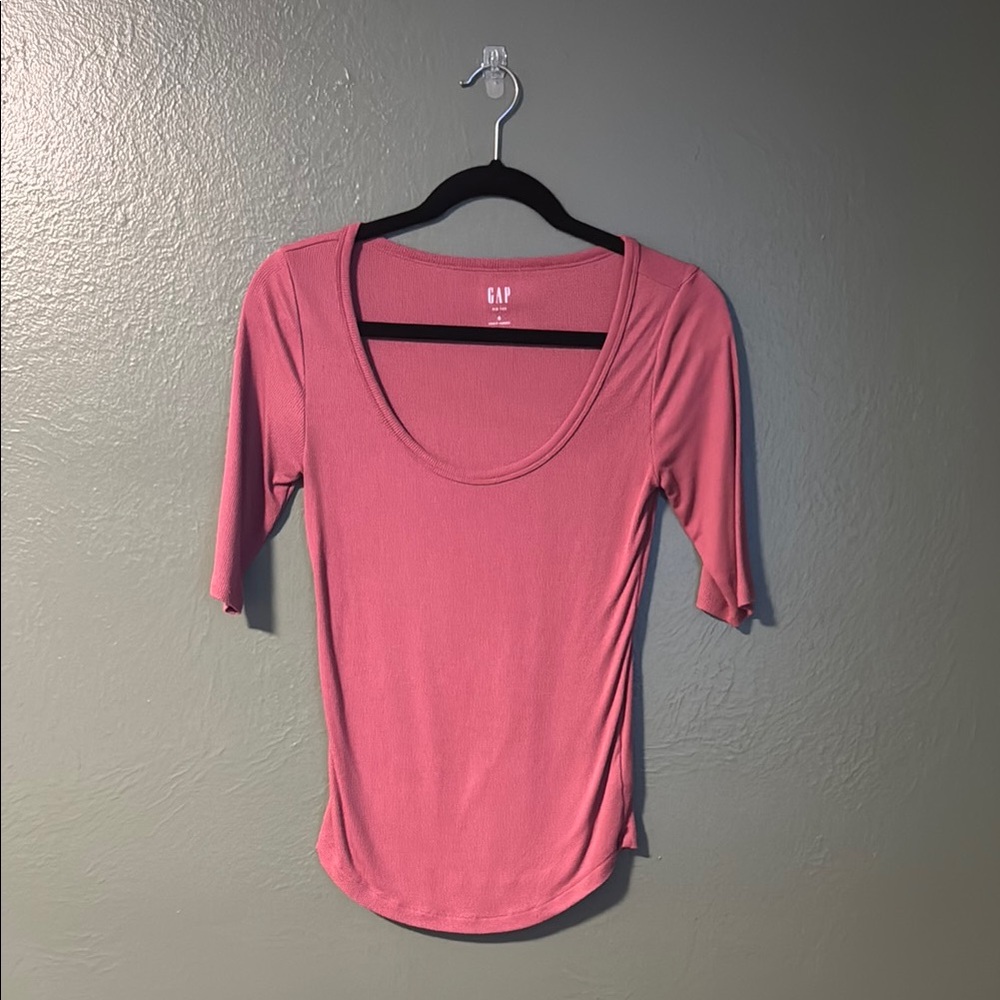 GAP ribbed Tshirt